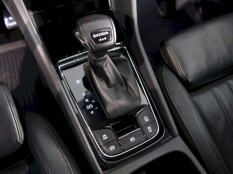Škoda Kodiaq (2022) L&K 2.0TSI 140KW 4x4 DSG WEBAS - fotka 37 z 48