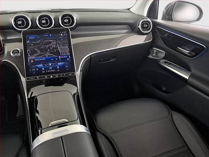 Mercedes-Benz GLC (2023) 220 d 4MATIC - fotka 8 z 20