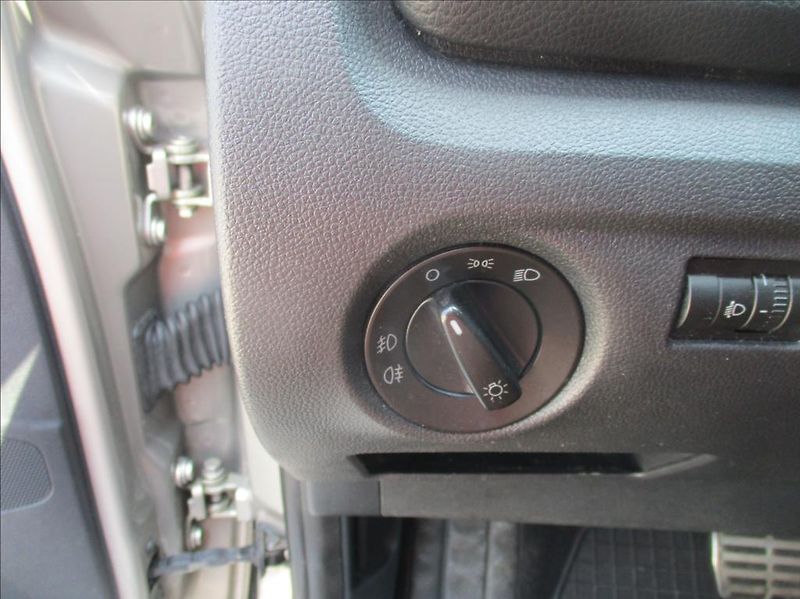 Škoda Roomster 1,2 TSi, Scout,DSG,klima,s.kn, - fotka 17 z 20