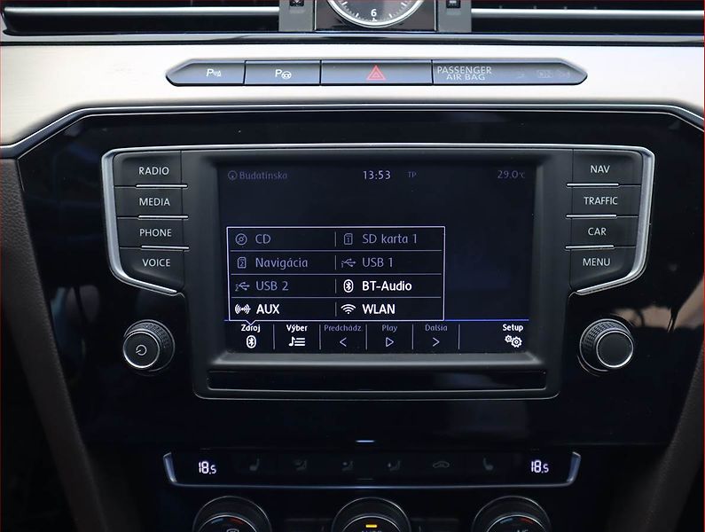 Volkswagen Passat (2016) 2.0 TDI, Automat, Serv.kniha - fotka 18 z 22