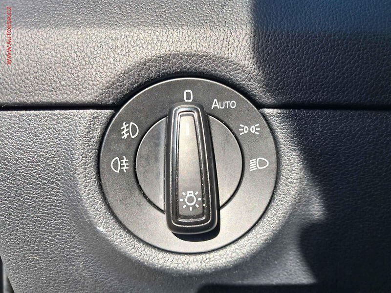 Škoda Octavia (2018) 2.0TSi, RS, LED, +kola, TZ - fotka 13 z 20