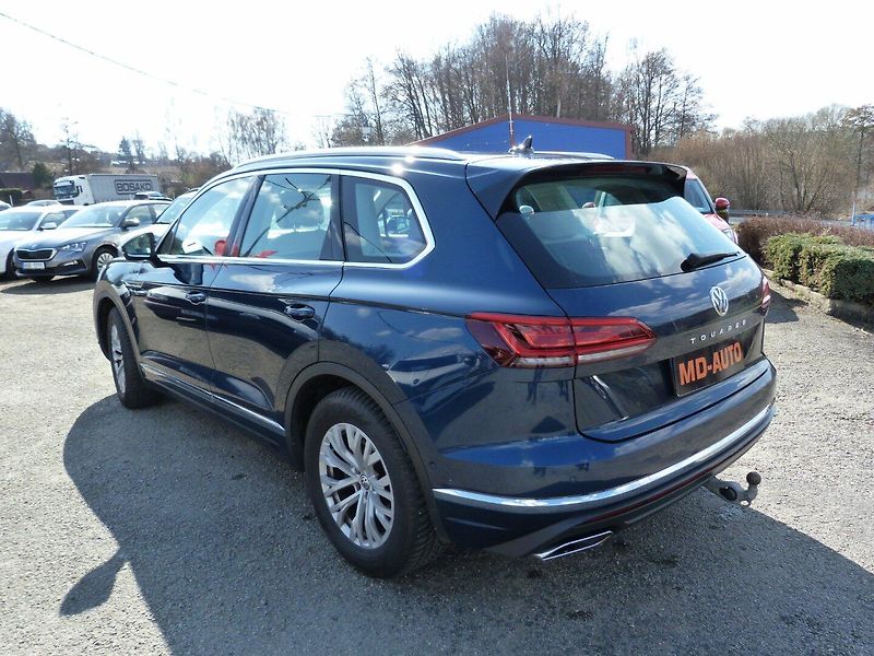 Volkswagen Touareg 3.0 TDI - fotka 7 z 42