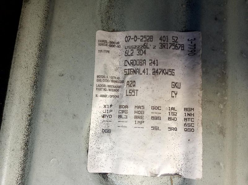 Seat Cordoba 1.2 47kw NÁHRADNÍ DÍLY - fotka 8 z 8