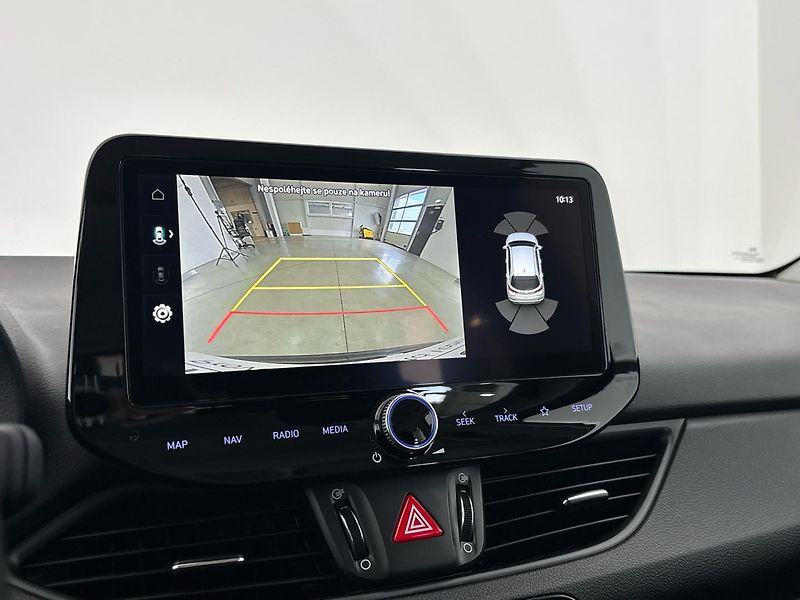 Hyundai i30 Smart DCT - fotka 24 z 26