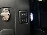 Land Rover Defender 110 D250 X-DYNAMIC HSE 1. maj - náhled 56
