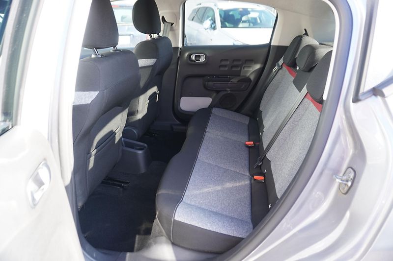 Citroën C3 (2022) 1,2PT 83 C-Séries - fotka 7 z 9