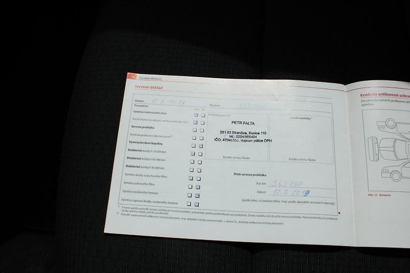 Škoda Superb 2,0 TDi  4 x 4, DIG.KLIMA, ČR - fotka 30 z 38