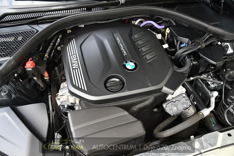 BMW Řada 3 320d xDrive M-SPORT ČR 1.M - fotka 60 z 62