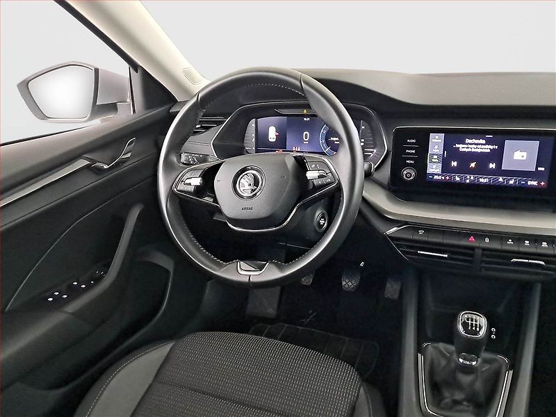 Škoda Octavia (2023) Ambition 2.0 TDI, ČR,1.maj - fotka 7 z 20