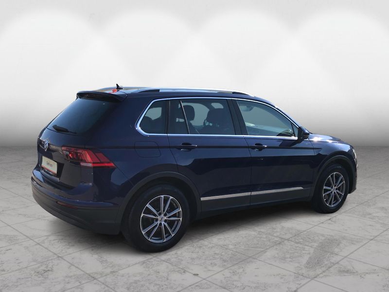 Volkswagen Tiguan 2.0 TDI - fotka 2 z 29