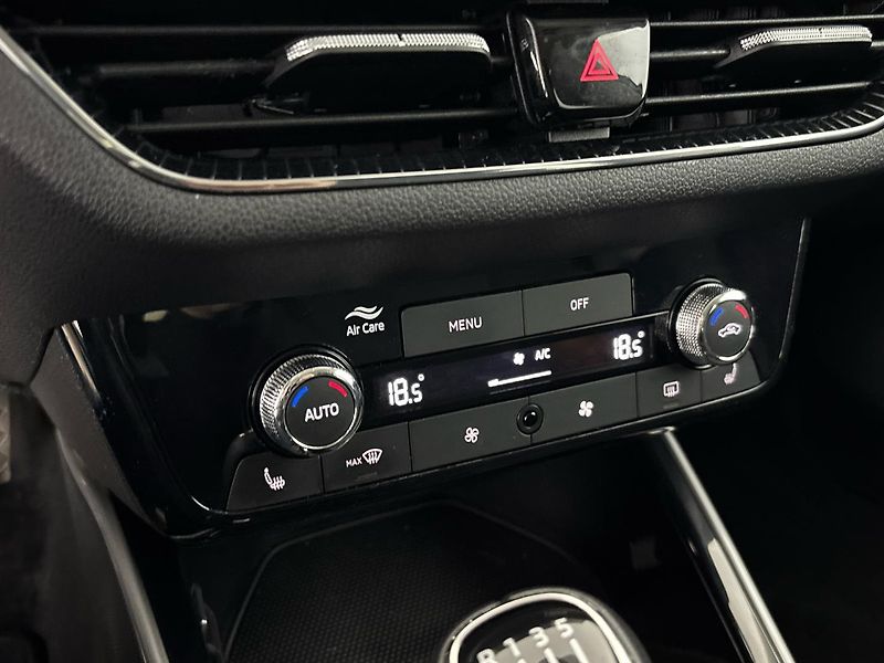 Škoda Fabia Top Selection + zimní kola - fotka 19 z 28