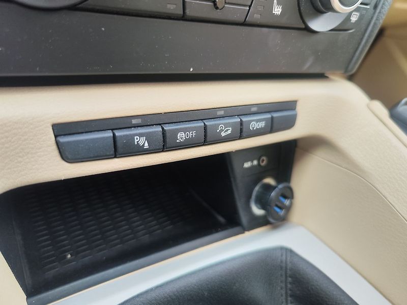BMW X1 2.0i/135kW xDrive - fotka 15 z 24