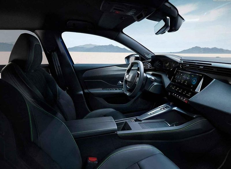 Nový model Peugeot 408