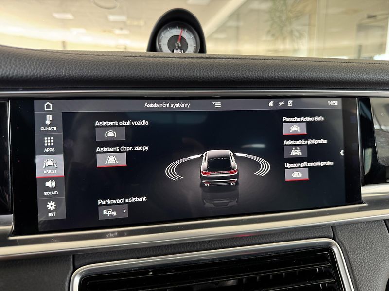 Porsche Panamera 4S 324kW*Chrono*REZERVACE! - fotka 23 z 39