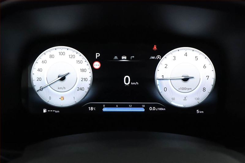 Hyundai i30 (2025) 1.0 T-GDI, N-LINE, DPH - fotka 8 z 17