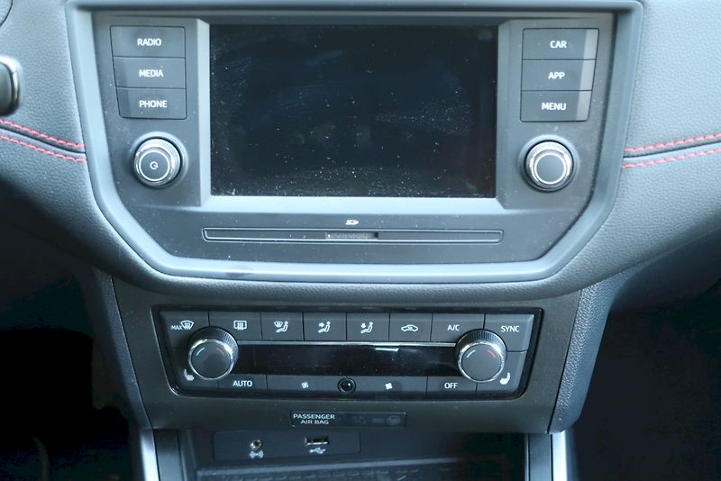 Seat Arona (2019) FR 1.0 TSI 85 kW DSG - fotka 26 z 32