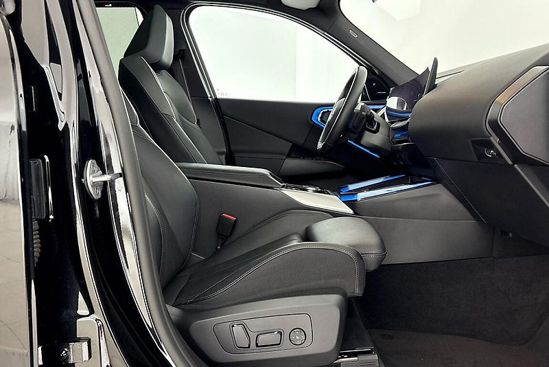 BMW X3 xDrive40d - fotka 13 z 25