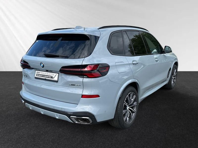 BMW X5 xDrive40i M-Sport NezTop Pano - fotka 4 z 12