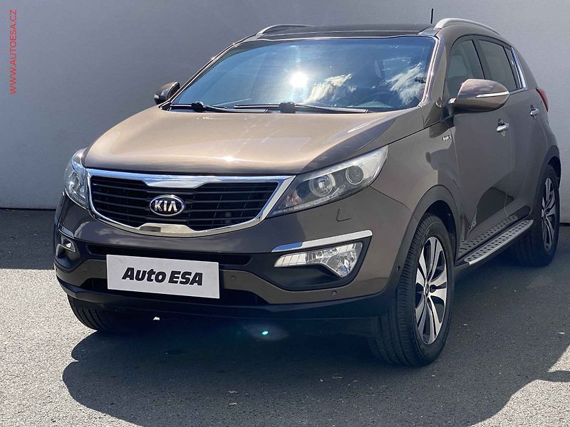 Kia Sportage (2014) 2.0 CRDi AWD, Premium, TZ - fotka 3 z 20