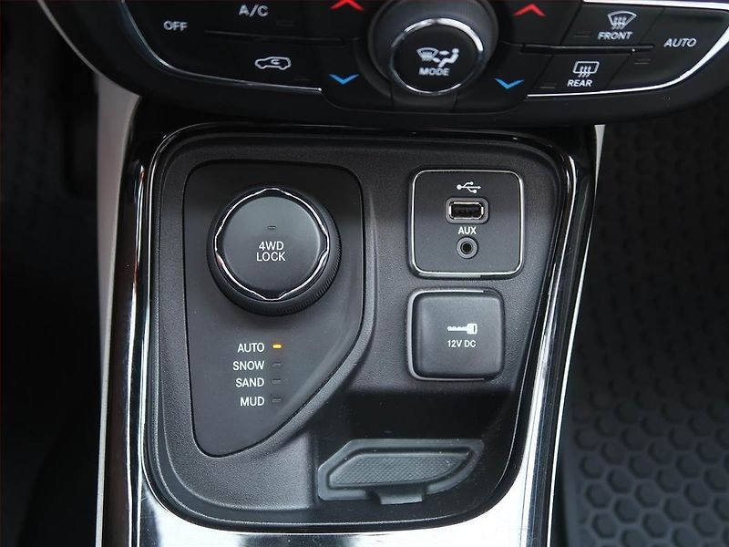 Jeep Compass (2019) 2.0 MultiJet, 4X4, Serv.kniha - fotka 18 z 18