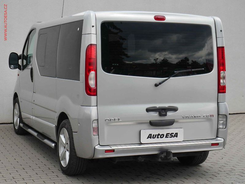 Opel Vivaro (2008) 2.0CDTi 5míst, ČR, AC - fotka 6 z 15