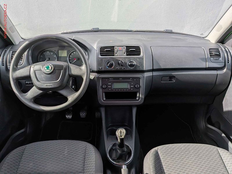 Škoda Fabia (2012) 1.2 12V, AC, TZ - fotka 8 z 12