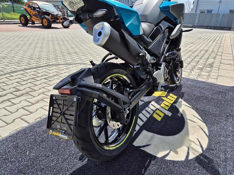 CFMOTO (2026) 125 NK - fotka 14 z 39