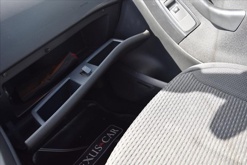 Citroën C4 Picasso 1,6 HDI 82KW NÍZKÉ KM 2XKOLA - fotka 48 z 50