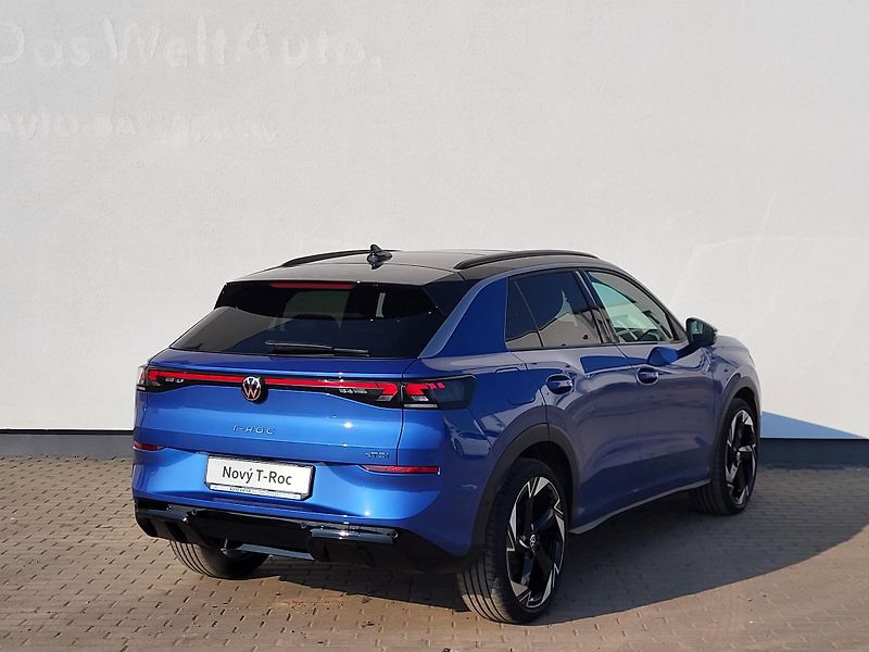 Volkswagen T-Roc (2026) R-Line 1,5 eTSI 110kW 7DSG - fotka 2 z 25