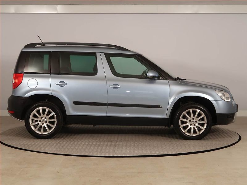 Škoda Yeti (2013) 1.4 TSI, Automat, Tempomat - fotka 6 z 16