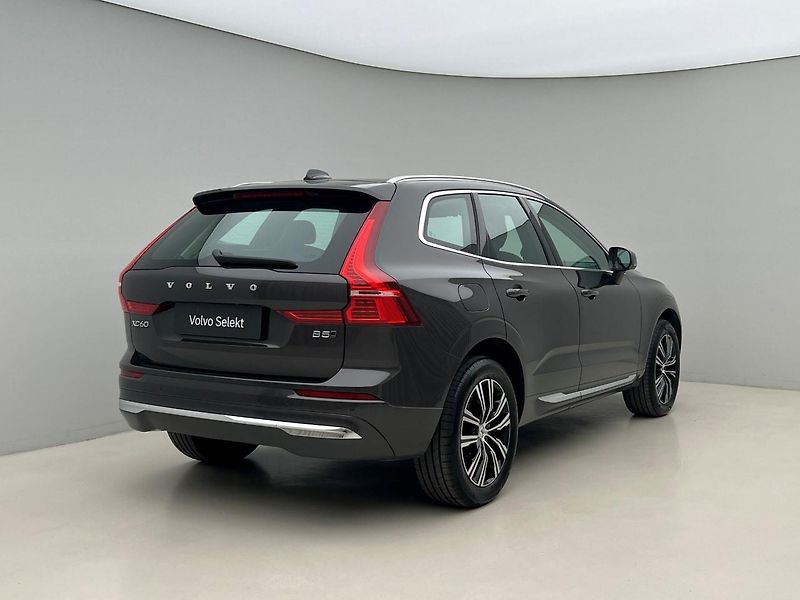 Volvo XC60 B5 AWD INSCRIPTION AUT - fotka 13 z 48