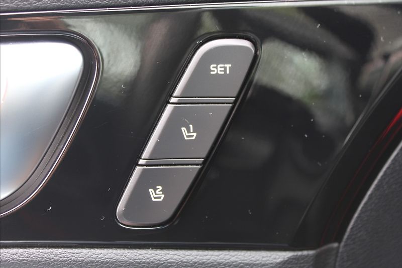 Kia ProCeed 1,6 TGDI  ČR,GT,AUTOMAT,ZÁRUKA - fotka 21 z 35