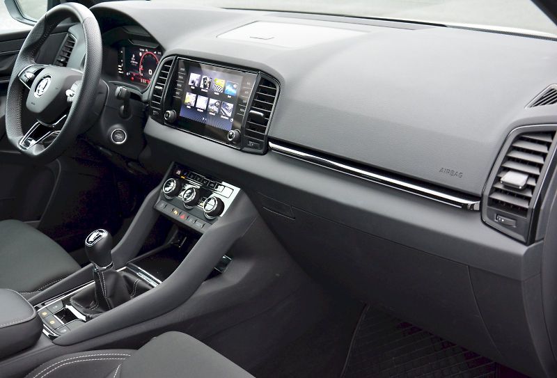 Škoda Karoq (2023) 1.5 TSI 110 KW SPORT LINE - fotka 12 z 25