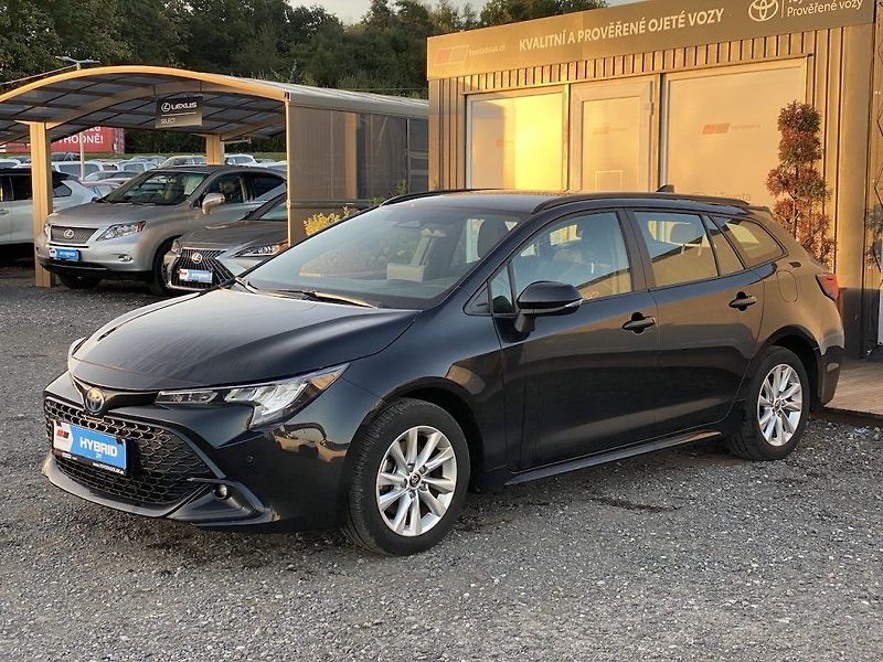 Toyota Corolla 2.0HEV, ČR, ComTech, DPH - fotka 4 z 17
