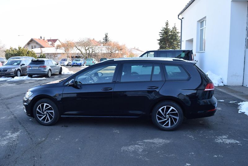 Volkswagen Golf Variant (2018) 1.4TSI 92kw COMFORTLIN PAN TAŽ - fotka 13 z 48