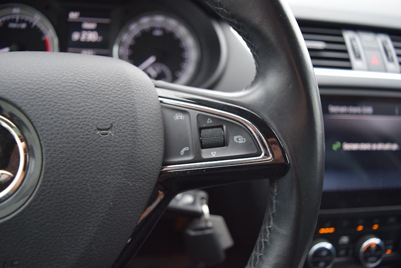 Škoda Octavia (2018) 1.5TSI 110kwSTYLE FULL LED TAŽ - fotka 28 z 50