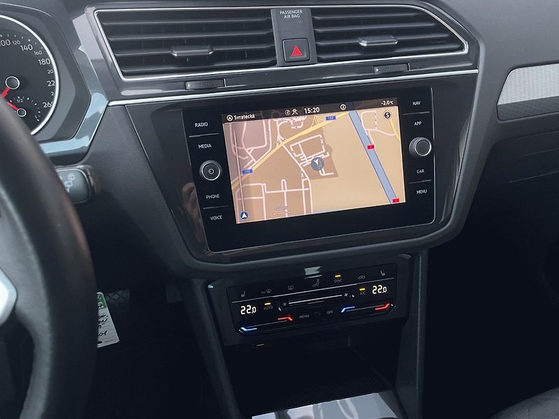 Volkswagen Tiguan (2021) LIFE 1,5TSI 150k - fotka 14 z 22