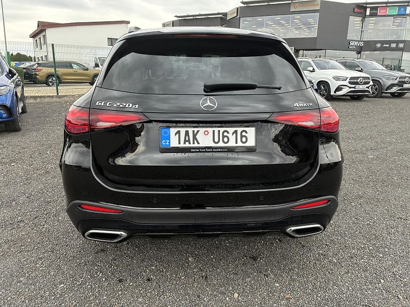 Mercedes-Benz GLC (2025) 220d 4MATIC - fotka 4 z 14