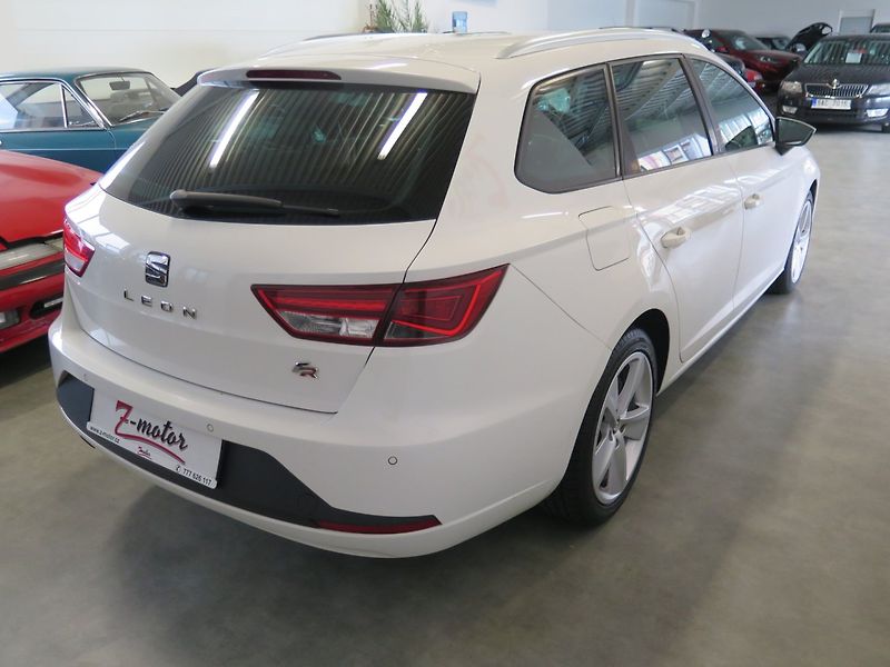 Seat Leon (2015) 2.0TDI FR,klima,navi,servis - fotka 4 z 29