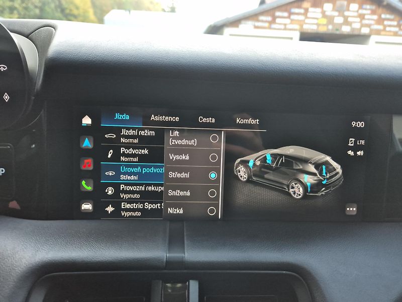 Porsche Taycan Cross Turisno 4S 93kWH  93,7% - fotka 28 z 47