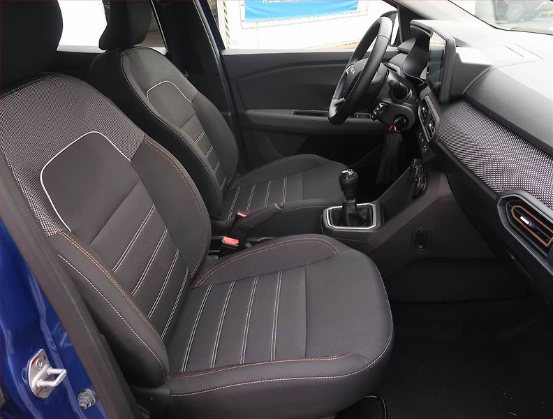 Dacia Sandero (2025) Stepway Essential 1.0 TCe, LPG - fotka 9 z 18