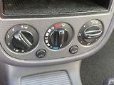 Mercedes-Benz Třídy A (2003) 1.4i 140, AC - náhled 13