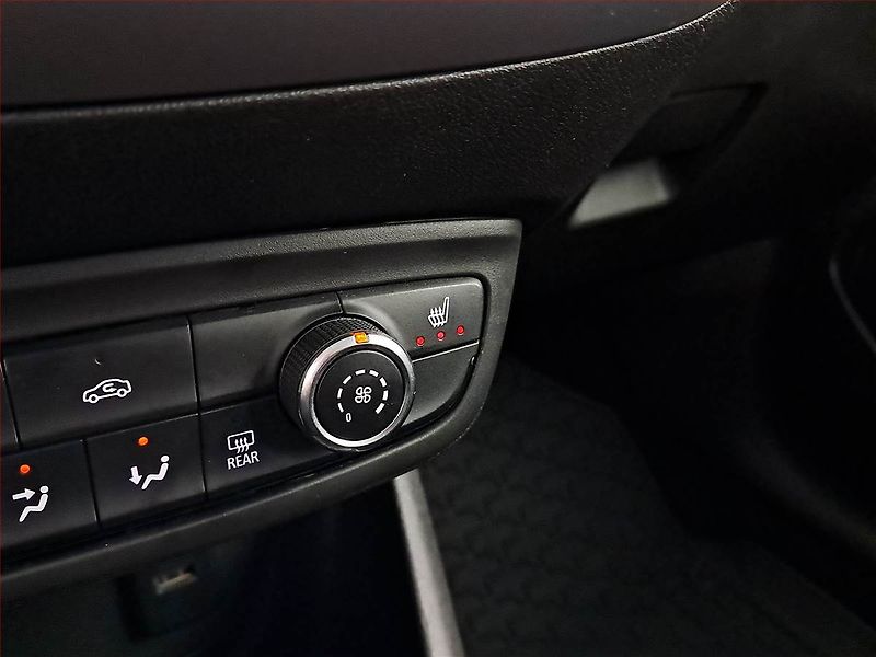 Opel Crossland X (2020) 1.2 Turbo, ČR,1.maj - fotka 15 z 16