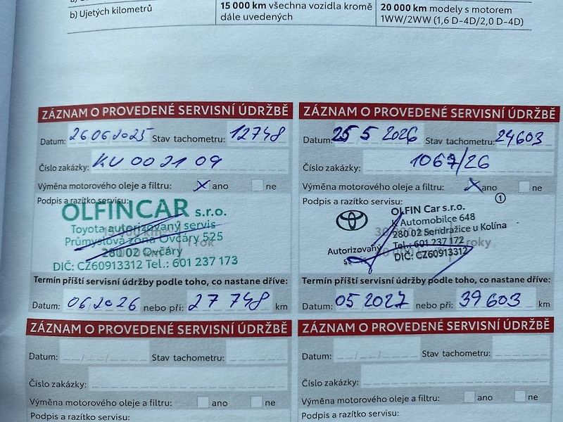 Toyota Camry 2.5HEV, ČR-1m, Prestige, DPH - fotka 14 z 15