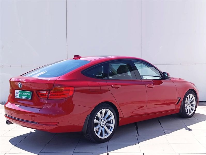 BMW Řada 3 2,0 325D GT Aut. kůže navi kam - fotka 6 z 39