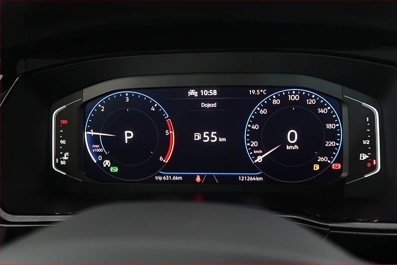 Volkswagen Touran (2023) 2.0 TDI - fotka 11 z 18