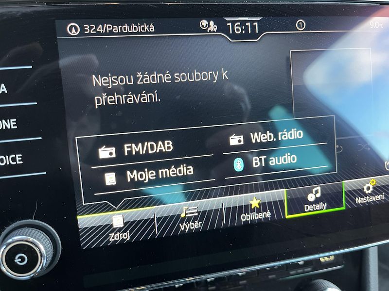 Škoda Superb (2021) 1.5TSI 110KW STYLE MAN6 MATRIX - fotka 34 z 49