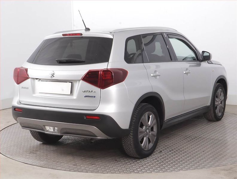 Suzuki Vitara (2021) Premium 1.4 BoosterJet - fotka 5 z 15