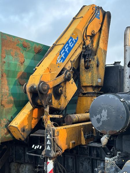 Tatra T815 6X6.2 s hydraulickou ruko - fotka 10 z 18
