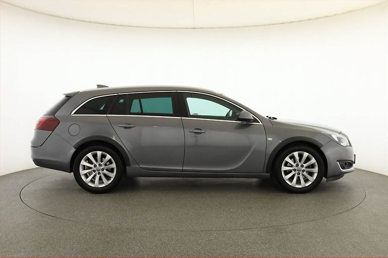 Opel Insignia (2016) 2.0 CDTI, Automat, Navi - fotka 6 z 18